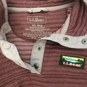 LL Bean airlight knit pullover